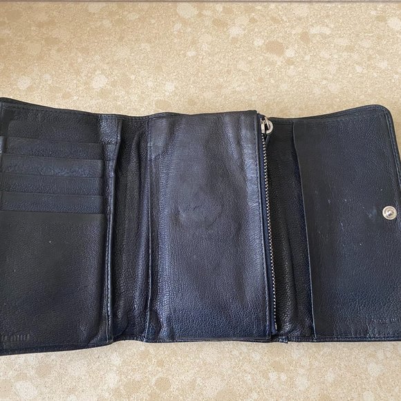 Miu Miu Heart Charm Navy Leather Trifold Wallet - Picture 3 of 8